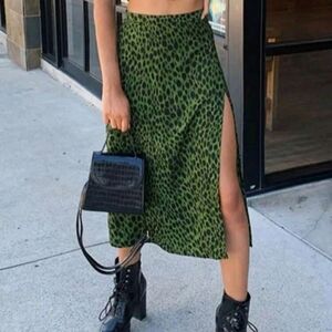 Leopard Print Slit Skirt